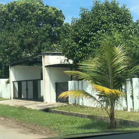 Nur Villa Sg Soi Musslimm Only Kuantan Exteriér fotografie