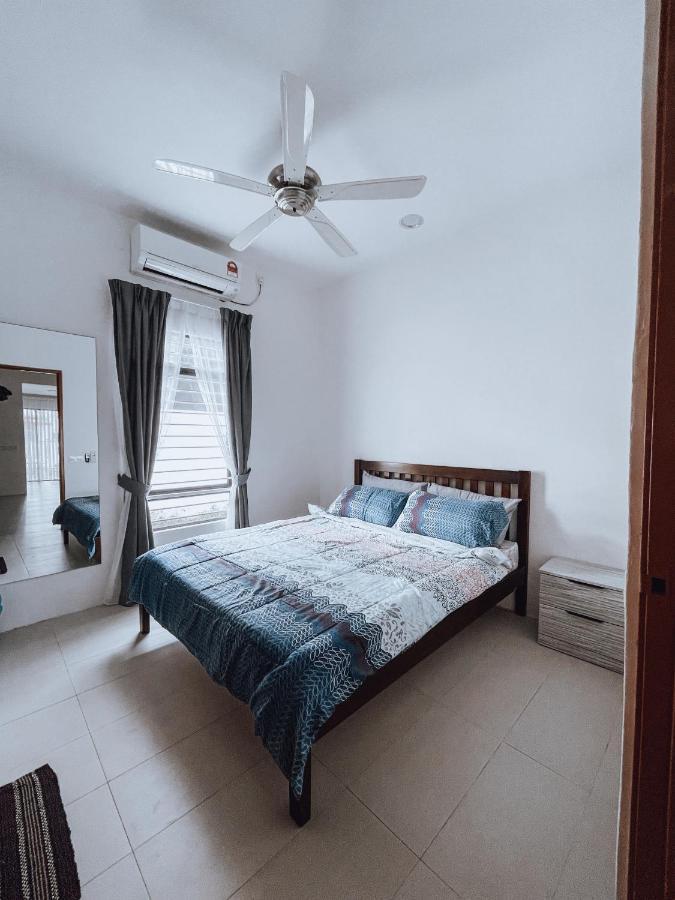 Nur Villa Sg Soi Musslimm Only Kuantan Exteriér fotografie